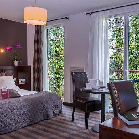 Domaine De Cice-Blossac, Resort Spa & Golf Брюж Екстер'єр фото
